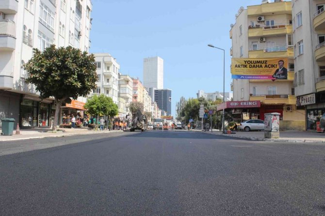 Zeytinlibahçe Caddesi Yenileniyor