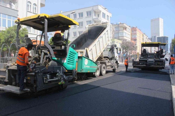 Zeytinlibahçe Caddesi Yenileniyor