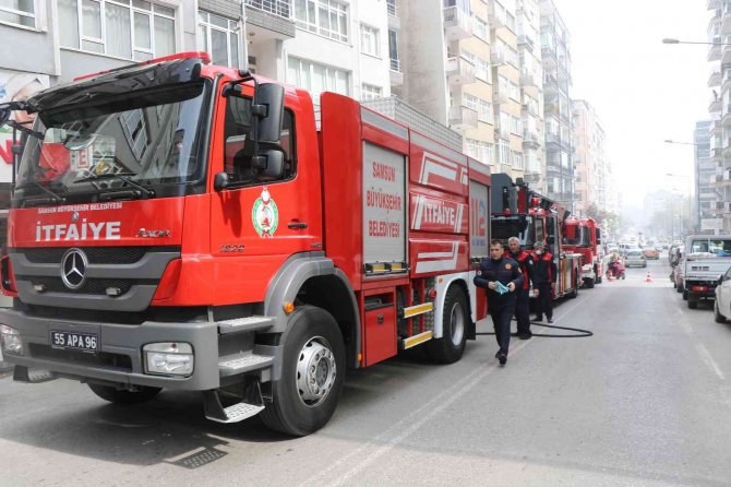 Kazan Dairesinde Yangın Paniği