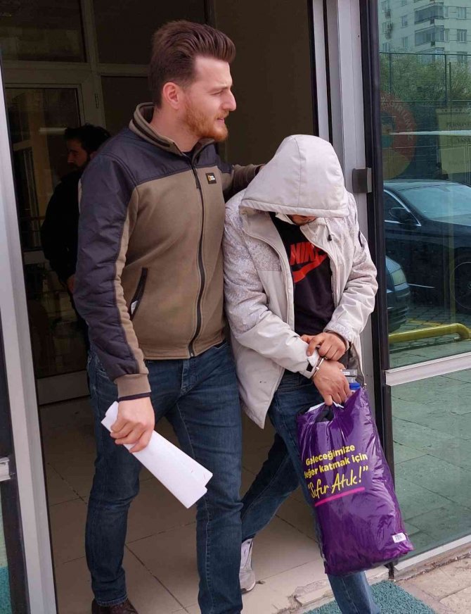 Şüpheli Şahıs Uyuşturucuyla Yakalanınca Tutuklandı