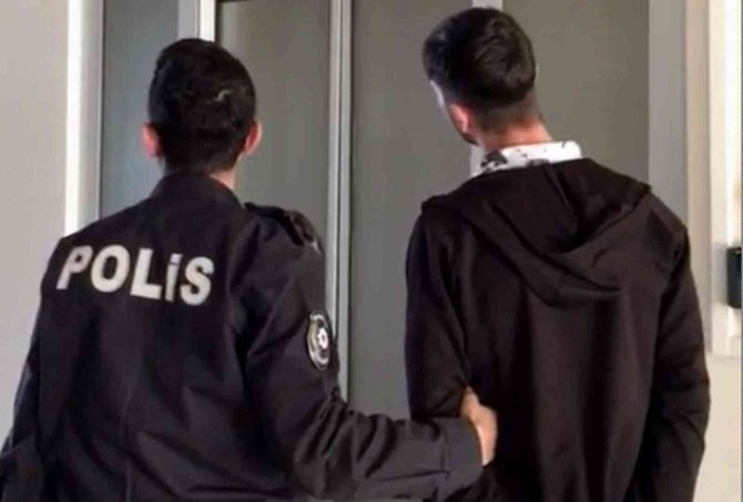 Siirt’te Terör Örgütü Propagandası Yapmaktan Aranan Şahıs Yakalandı