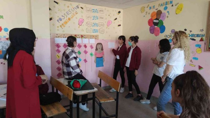 Silopi’de ’Sıfır Atık Projesi’ İle Öğrenciler Vatandaşı Bilgilendirdi