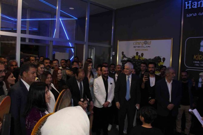 Şırnak’ta “Nuh’un Gemisi Cudi’de 2” Filminin Galası Yapıldı