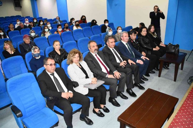 Söke’de “Ulusal Egemenlik Türk Kadını Ve Çocuğu” Konulu Panel Düzenlendi