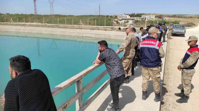 Şanlıurfa’da 3 Kişinin Cesedine Ulaşan Ekiplerin 2 Kişiyi Arama Çalışmaları Sürüyor