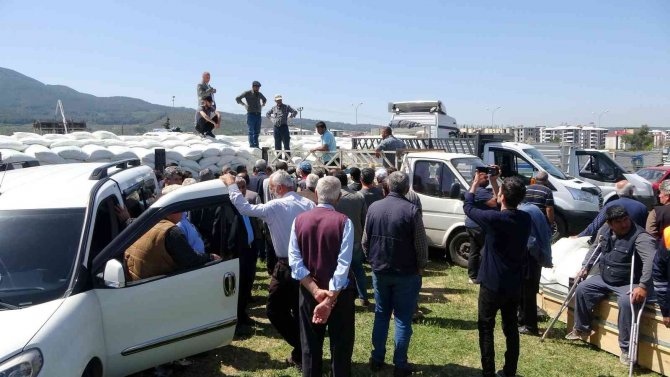 Osmaniye’de 725 Arıcıya 108 Ton Şeker Desteği Sağlandı