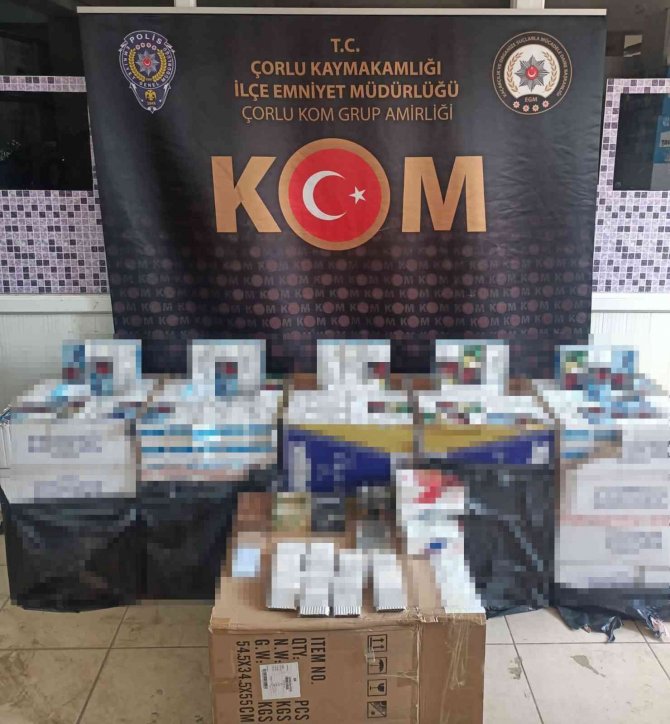 Şüpheli Araçtan Kaçak Makaron Fışkırdı: 100 Binden Fazla Kaçak Tütün Ürünü Ele Geçirildi
