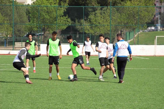 Genç Horozlar, Gençlerbirliği Karşısında Galibiyet Peşinde