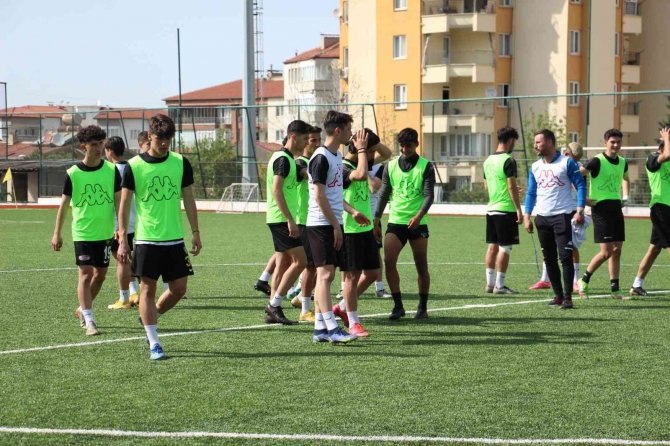 Genç Horozlar, Gençlerbirliği Karşısında Galibiyet Peşinde