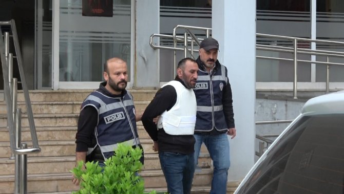 Eşini Öldüren Zanlı Adliyeye Sevk Edildi