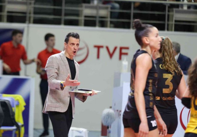 Vakıfbank, Thy Karşısında Avantajı Aldı