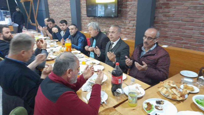 Gazeteciler Kahvaltıda Buluştu