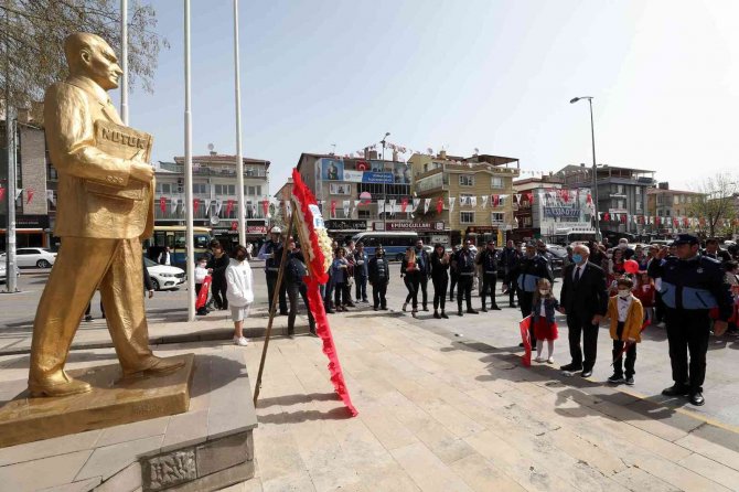 23 Nisan Yenimahalle’de Coşkuyla Kutlandı