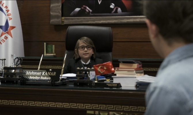 Mustafakemalpaşa’da Tüm Yetki Çocuklara Geçti