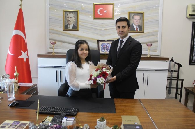 Manyas’ta 23 Nisan Ulusal Egemenlik Ve Çocuk Bayramı Kutlandı