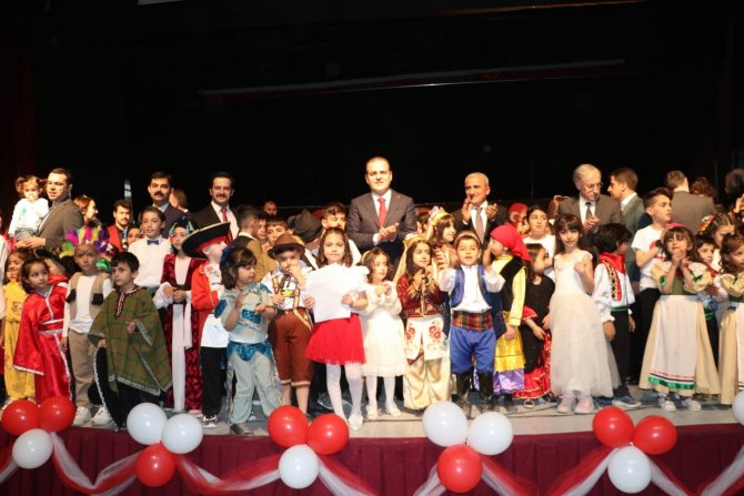 Hakkâri’de 23 Nisan Coşkusu