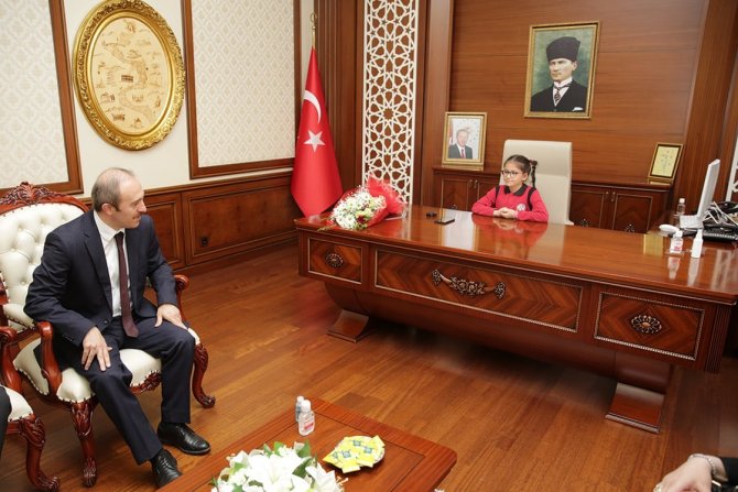 23 Nisan Valilerinden Akran Zorbalığı Ve Teknoloji Bağımlılığı Uyarısı