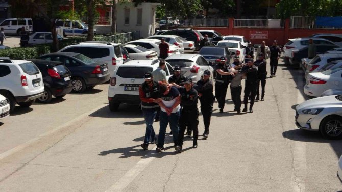 Adana’da Cinayet Soruşturmasına 3 Tutuklama