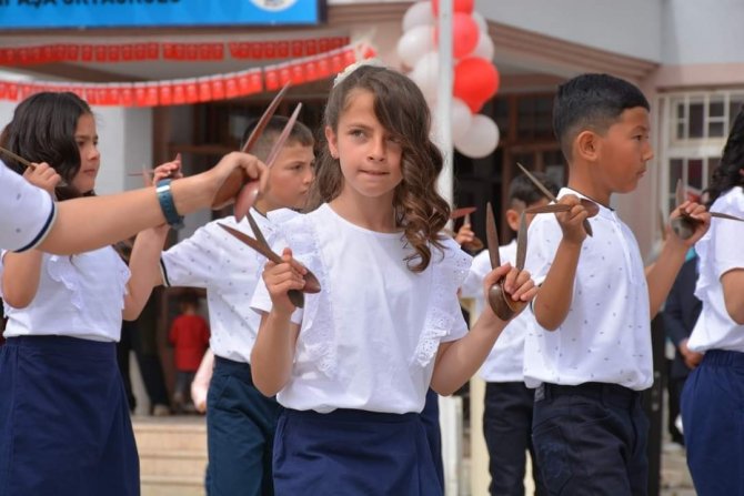 Şuhutta 23 Nisan Coşkuyla Kutlandı