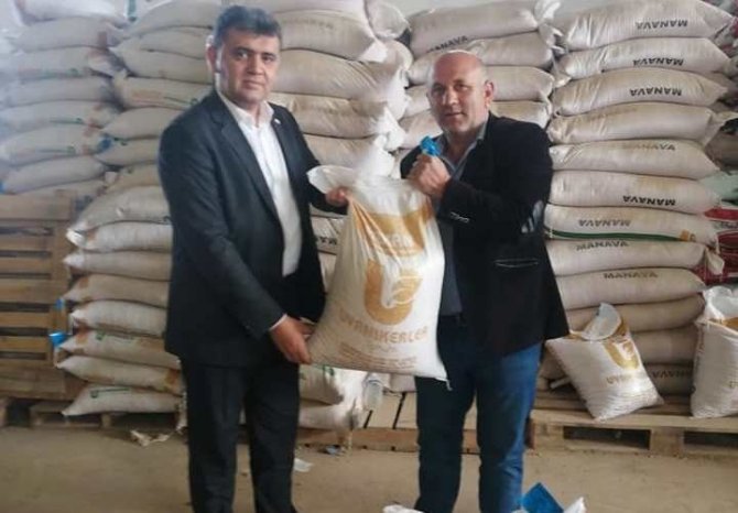 Aslanapa’da Çiftçilere 31 Bin 800 Kilogram Nohut Tohumu Dağıtıldı