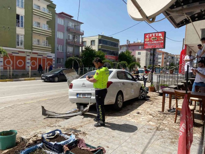 Balıkesir’de Kaza: 6 Yaralı