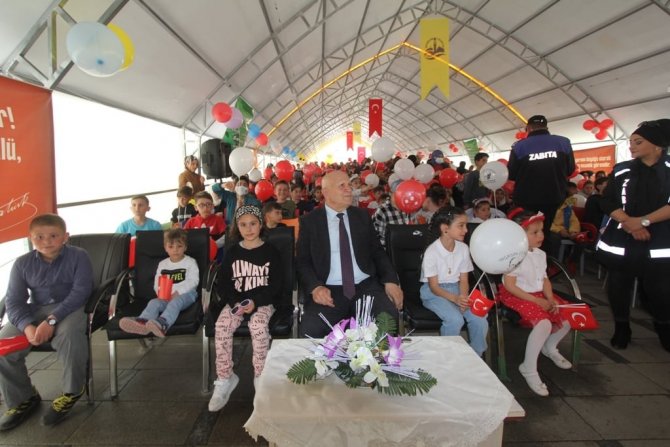 Bayburt Belediyesinden 23 Nisan Çocuk Şenliği