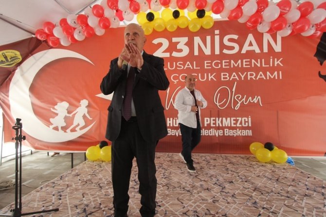 Bayburt Belediyesinden 23 Nisan Çocuk Şenliği