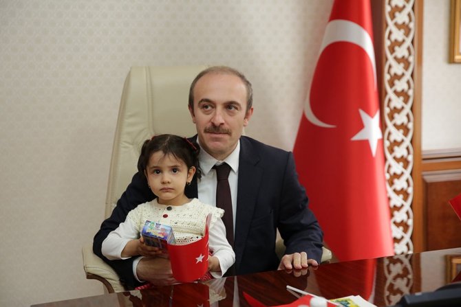 Bayburt’ta Göçmen Çocukların 23 Nisan Sevinci