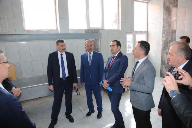 Vali Çiftçi Kargı Tulum Peyniri Tesisi’ni İnceledi