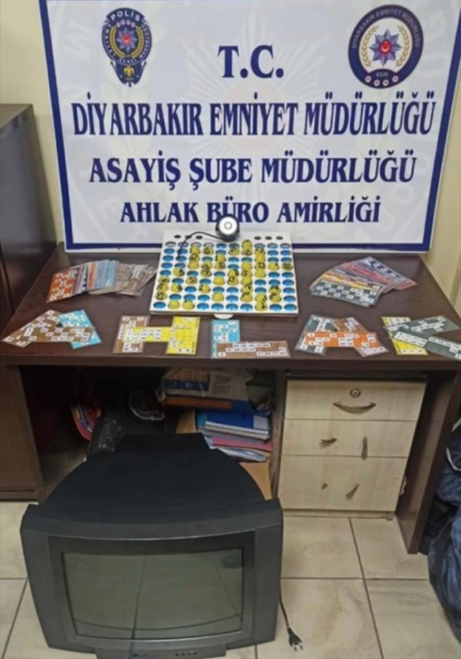 Diyarbakır’da Kumar Operasyonu: Çok Sayıda Kişiye 172 Bin Lira Para Cezası