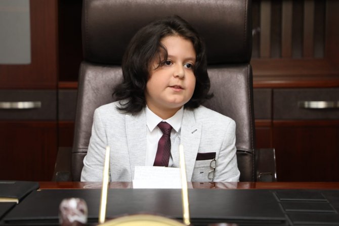 Koltuğa Oturdu İlk Hedefi Elazığ’ı Büyükşehir Yapmak Oldu