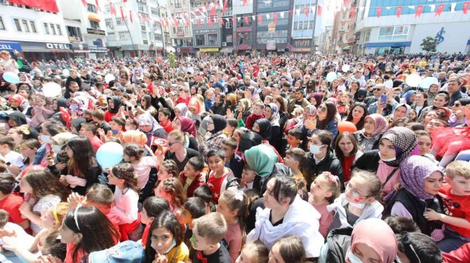 Fatsa Belediyesi’nden 23 Nisan Kutlaması