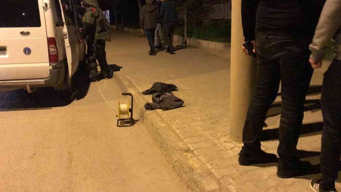 Gümüşhane’de Şüpheli Paket Alarmı: Trafik Çift Yönlü Kapatıldı