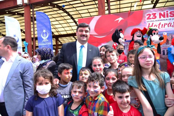 Başkan Oğuz’dan Çocuklara 23 Nisan Sürprizi