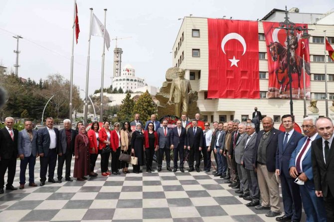 Başkan Altınok: “Atatürk Ülkemizi İstişare Ederek Kurdu”