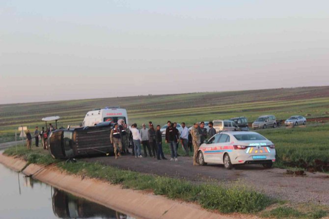Kilis’te Hafif Ticari Araç Su Kanalına Uçtu: 4 Ölü, 3 Yaralı