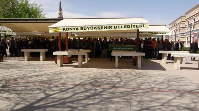 Trafik Kazasında Hayatını Kaybeden Gençlere Acı Veda