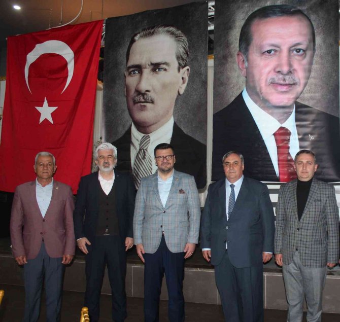Ak Partili Akkal Müjdeyi Manisa’dan Verdi: "Ücretlerde İyileşmeler Olacak"