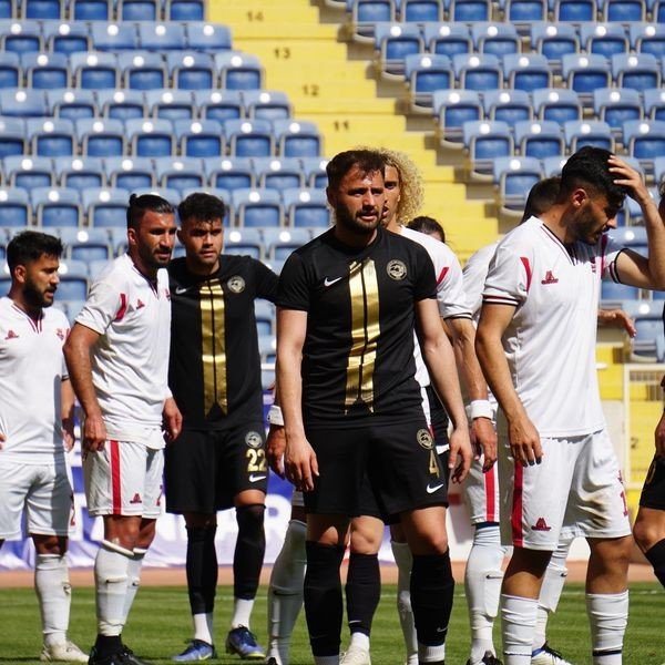Arguvan Belediyespor 3. Lige Yükseldi