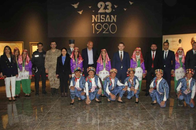 Malazgirt’te 23 Nisan Coşkusu