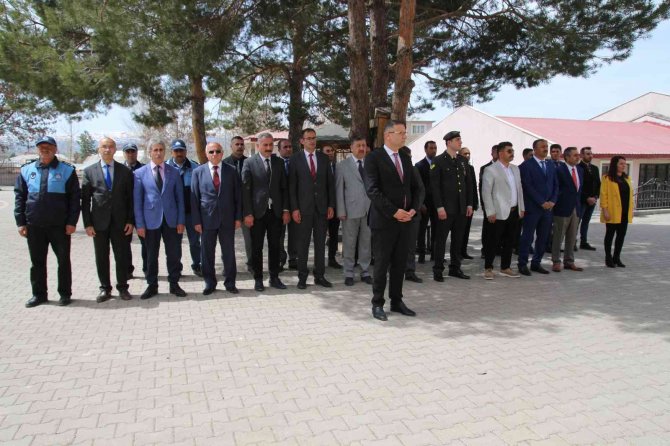 Varto’da 23 Nisan Coşkuyla Kutlandı