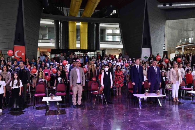 Fetih Müzesi Çocuklarla Şenlendi