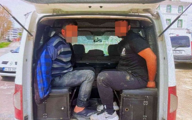 Esnafı Tehdit Edip Haraç Talep Etmişlerdi Tutuklandılar