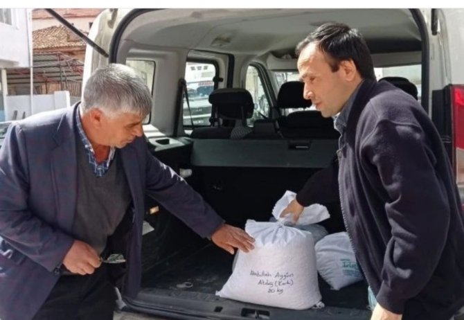 Simav’da 81 Çiftçiye Yüzde 75 Hibeli Fasulye Tohumu Desteği