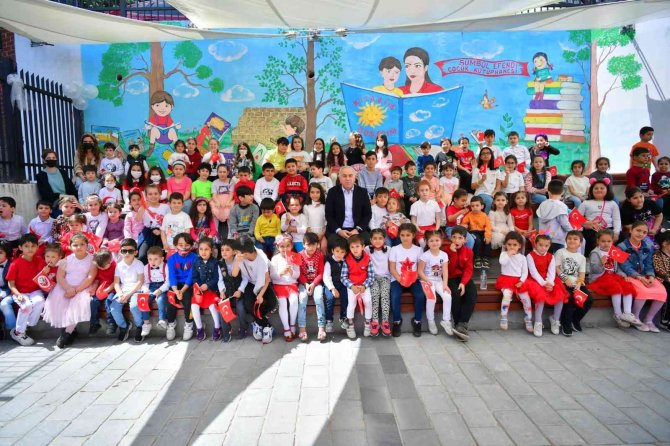 Fatih’te 23 Nisan Çocuk Bayramı Kapsamında Bir Dizi Etkinlik Düzenledi
