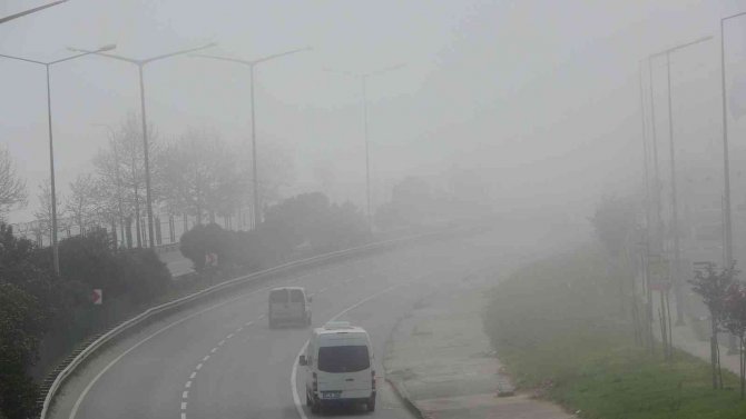 Trabzon’da Sis Hayatı Olumsuz Etkiliyor