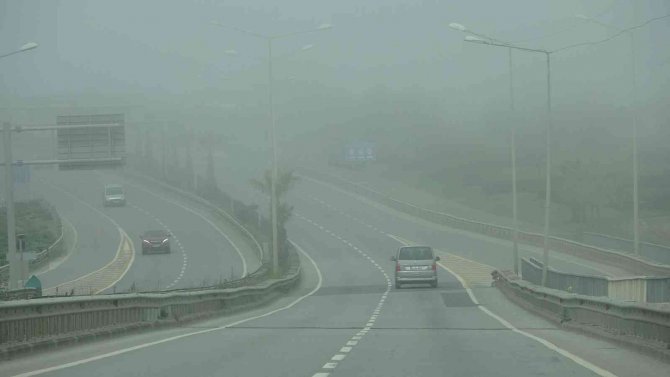 Trabzon’da Sis Hayatı Olumsuz Etkiliyor