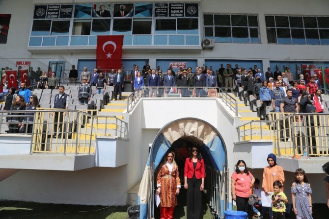 Tunceli’de 23 Nisan Coşkuyla Kutlandı