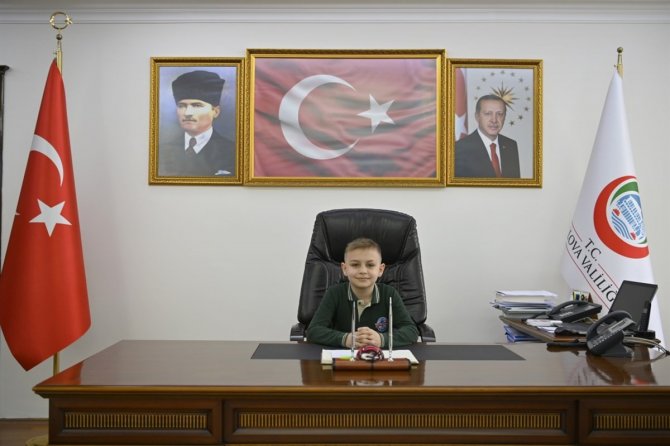 Yalova’da Vali Koltuğuna Oturan Çocukların İlk Gündemi Kentsel Dönüşüm