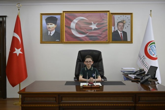 Yalova’da Vali Koltuğuna Oturan Çocukların İlk Gündemi Kentsel Dönüşüm